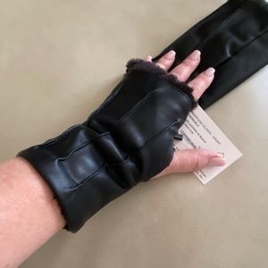 Faux leather fingerless gloves
